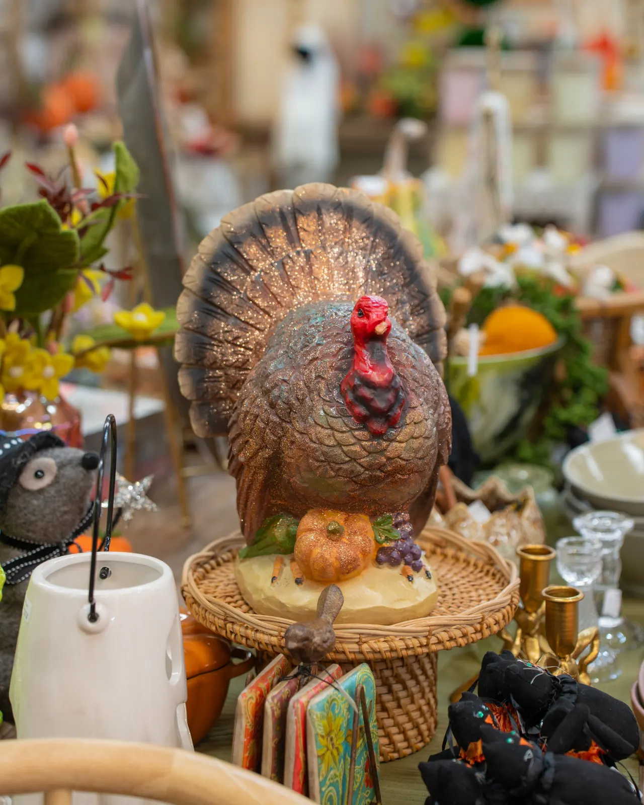 southern-lion-thanksgiving-turkey-decor